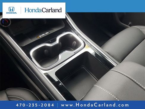 Used 2025 Chevrolet Traverse LT w/ Midnight/Sport Edition image 22