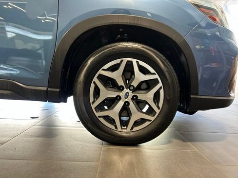 Used 2021 Subaru Forester Premium AWD/4WD image 45