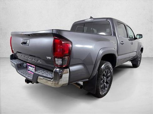 Used 2021 Toyota Tacoma SR5 AWD/4WD image 3
