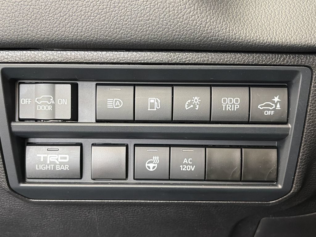 Used 2025 Toyota Sequoia TRD Pro AWD/4WD image 25