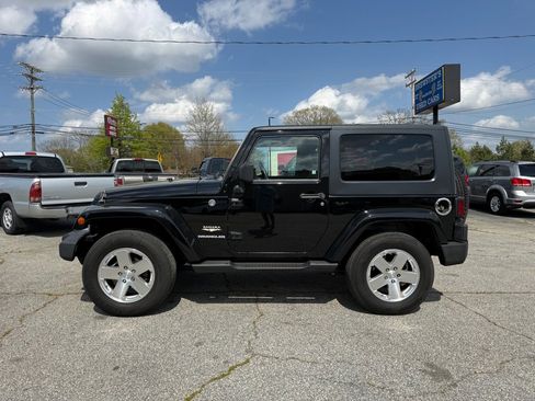 Used 2010 Jeep Wrangler Sahara w/ Dual Top Group image 4