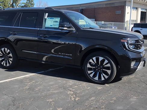 New 2025 Ford Expedition Platinum w/ Platinum Ultimate Package image 12