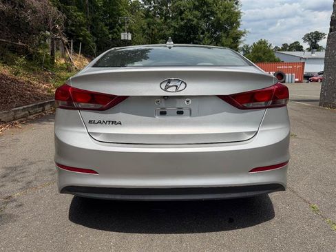 Used 2018 Hyundai Elantra SEL FWD image 6