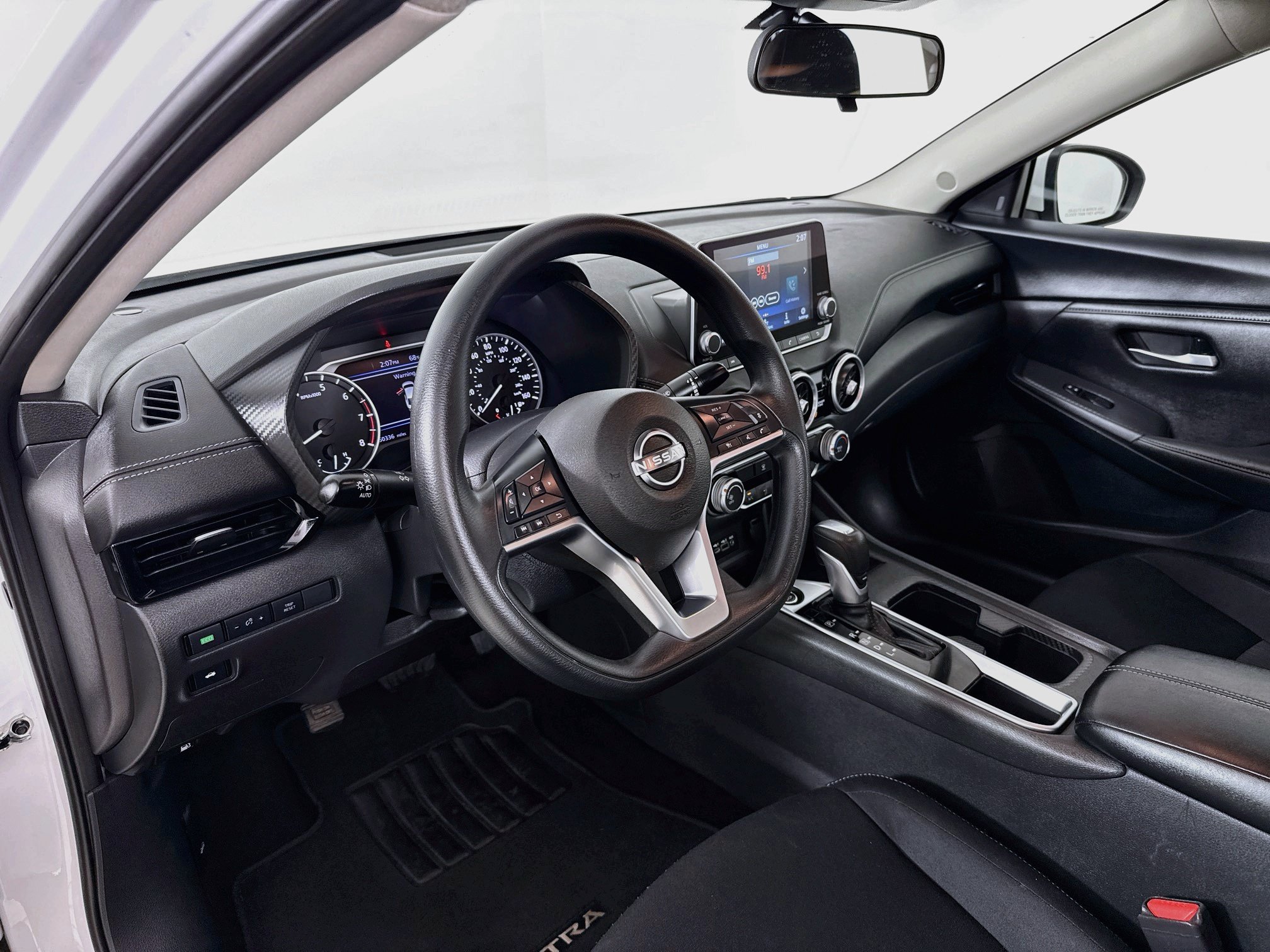Used 2024 Nissan Sentra SV FWD image 10