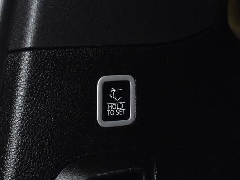 Used 2024 Jeep Wagoneer Series II image 38