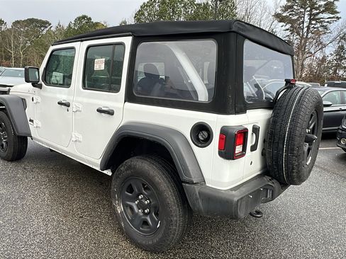 Used 2024 Jeep Wrangler Sport image 10