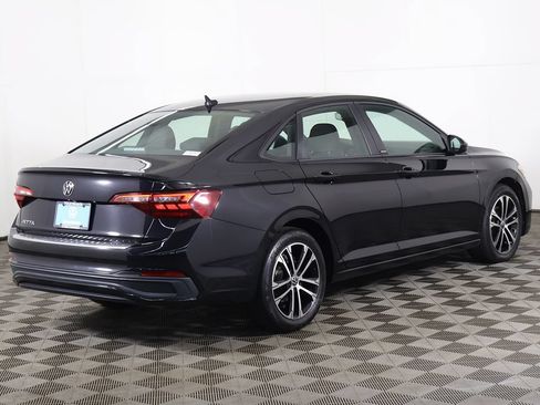 Used 2024 Volkswagen Jetta Sport FWD image 10