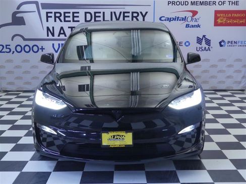 Used 2022 Tesla Model X AWD/4WD image 2