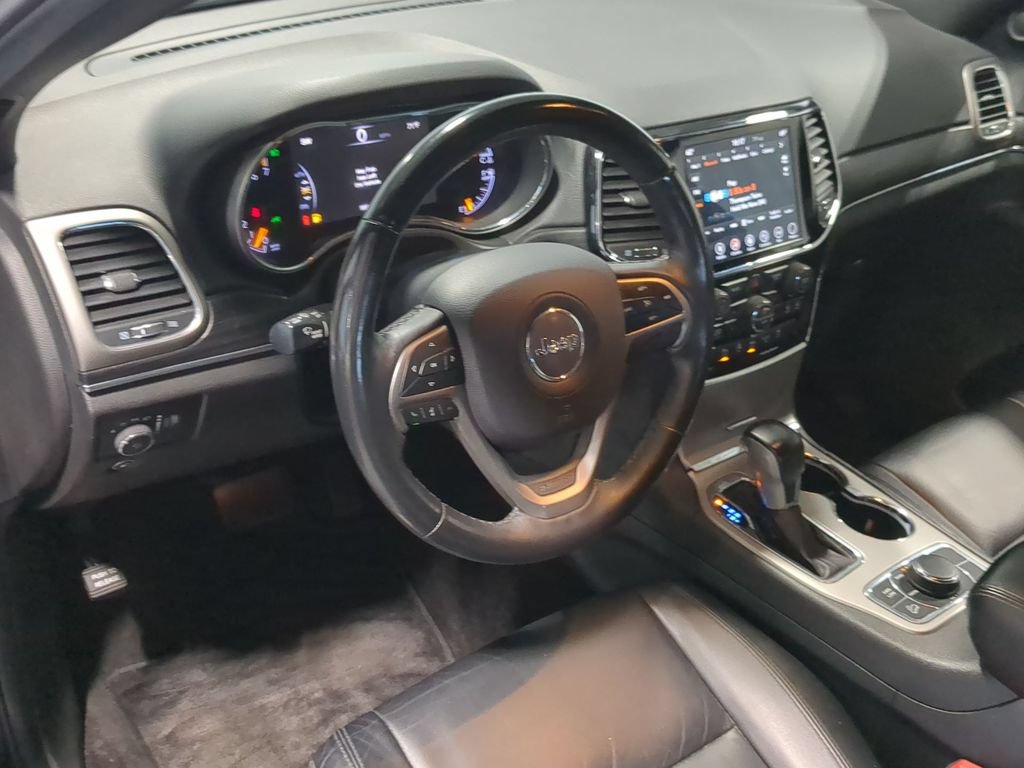 Used 2019 Jeep Grand Cherokee Limited AWD/4WD image 12