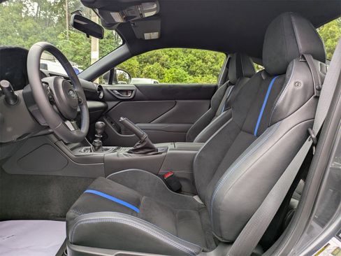 Used 2025 Subaru BRZ tS image 15