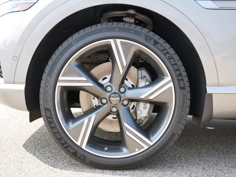 New 2025 Genesis GV80 3.5T Prestige image 3