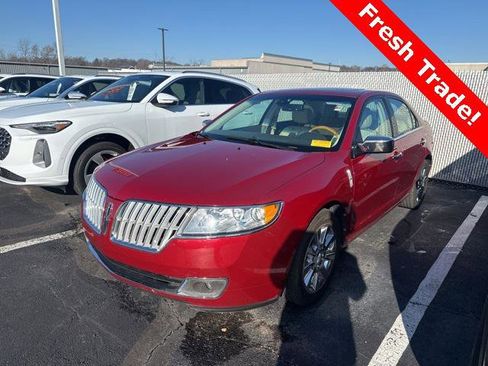 Used 2012 Lincoln MKZ image 1