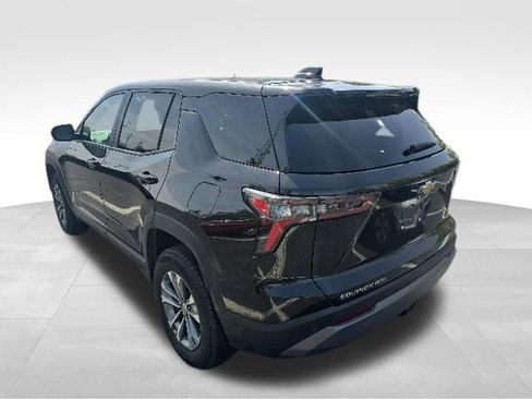 Used 2025 Chevrolet Equinox LT AWD/4WD image 4