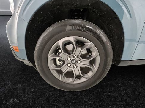 Used 2023 Ford Maverick XLT image 27