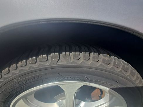 Used 2011 Lexus IS 250C w/ Luxury Pkg image 5