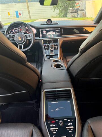 Used 2017 Porsche Panamera 4 AWD/4WD image 15
