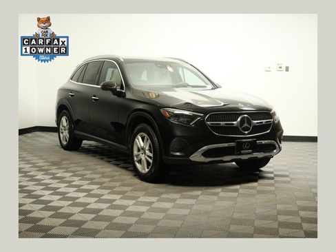 Used 2023 Mercedes-Benz GLC 300 4MATIC image 1