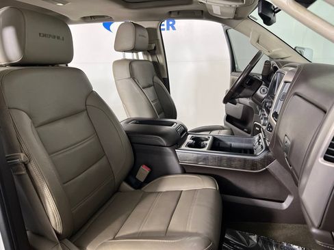 Used 2015 GMC Sierra 2500 Denali w/ Duramax Plus Package AWD/4WD image 12