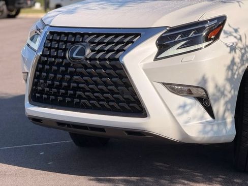 Used 2021 Lexus GX 460 Premium w/ Premium Package AWD/4WD image 6