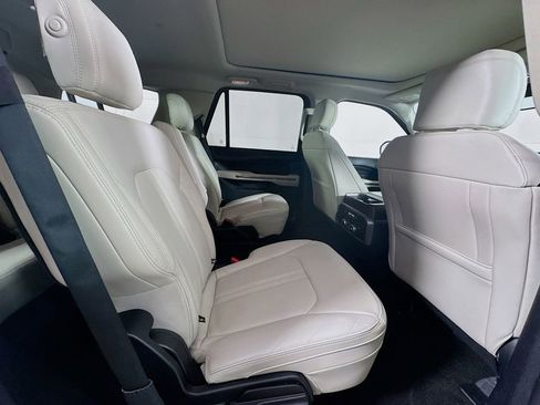 Used 2020 Ford Expedition Platinum image 34