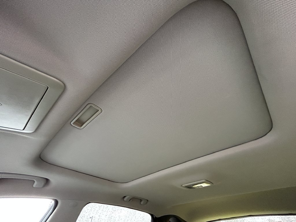 Used 2014 Chevrolet Captiva Sport LTZ FWD image 26