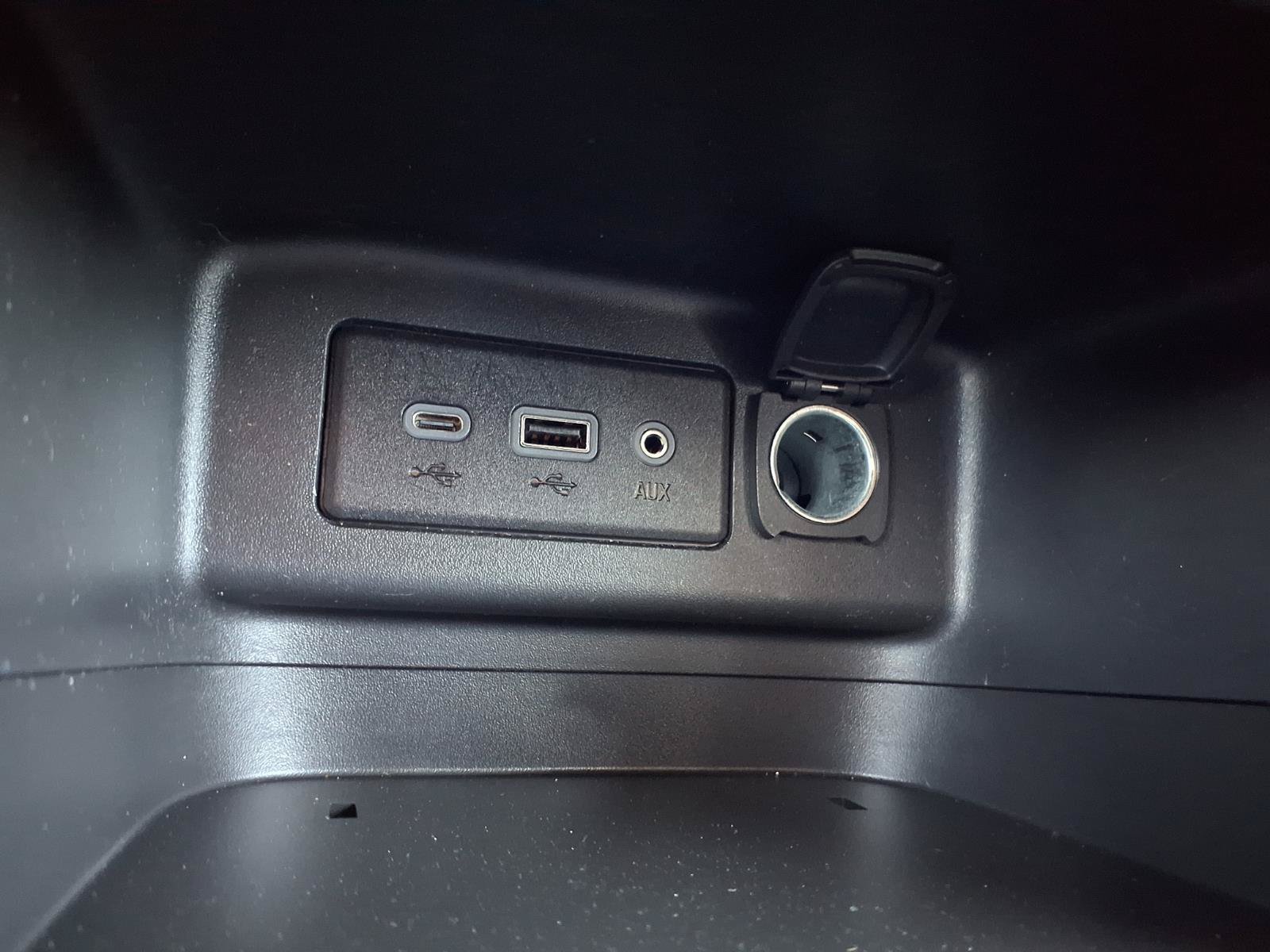Used 2021 Chevrolet Equinox LT FWD image 9