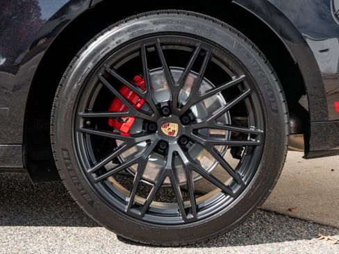 Used 2023 Porsche Macan GTS image 20
