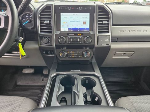 Used 2020 Ford F250 XLT w/ XLT Value Package image 14