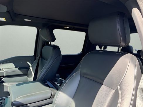 Used 2023 Ford F150 Lariat w/ Equipment Group 502A High image 8