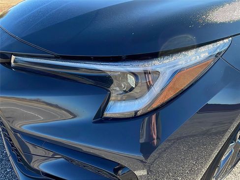 Used 2024 Toyota Corolla SE image 9