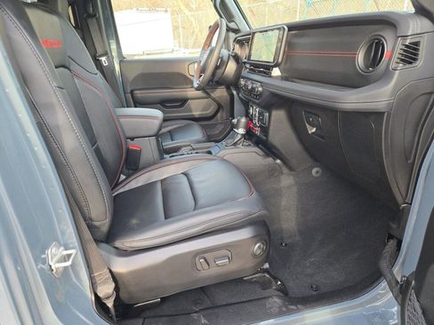 Certified 2024 Jeep Wrangler Unlimited Rubicon image 9