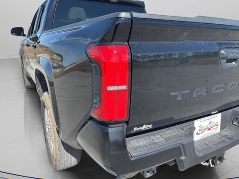 Certified 2025 Toyota Tacoma SR5 image 7