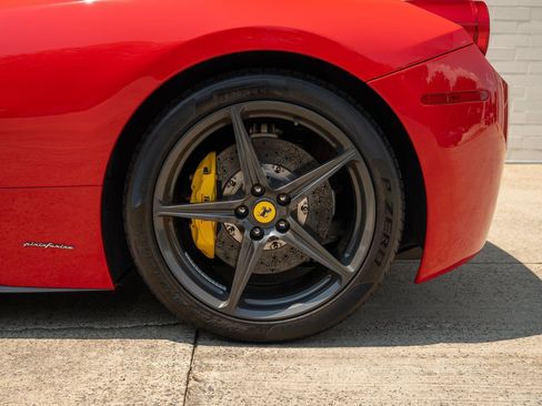 Used 2012 Ferrari 458 Italia Coupe RWD image 14