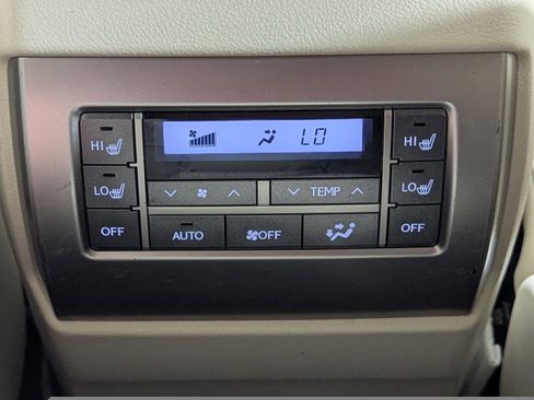 Used 2012 Lexus GX 460 w/ Comfort Plus Pkg image 21