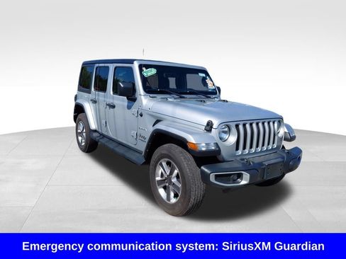 Used 2022 Jeep Wrangler Unlimited Sahara AWD/4WD image 5