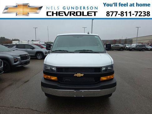 New 2025 Chevrolet Express 3500 w/ Driver Convenience Package image 2