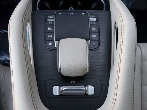 Used 2021 Mercedes-Benz GLS 580 4MATIC image 31