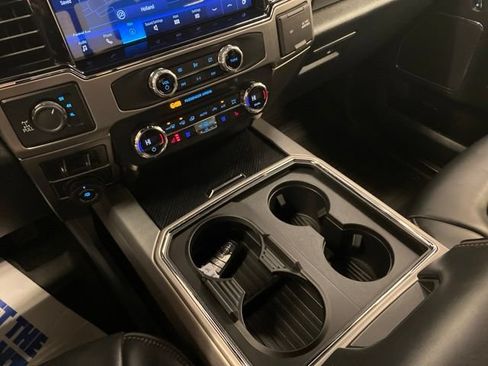 Used 2022 Ford F350 Platinum AWD/4WD image 12