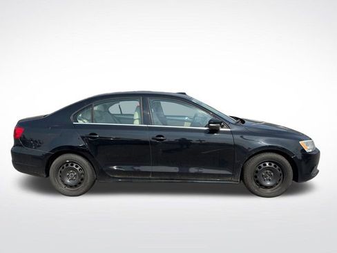 Used 2013 Volkswagen Jetta SE FWD image 7
