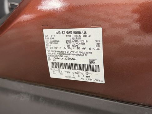 Used 2018 Ford Explorer XLT w/ Equipment Group 202A image 17