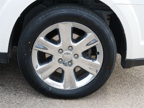 Used 2016 Dodge Journey SXT w/ Chrome Appearance Group image 9