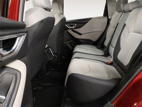 Used 2019 Subaru Forester Premium w/ All-Weather Package image 13