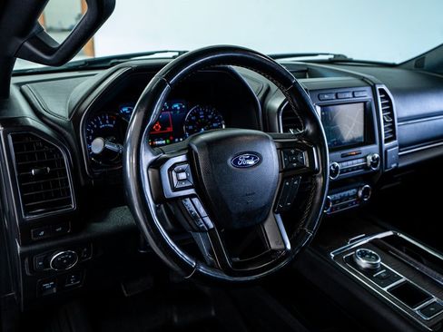 Used 2020 Ford Expedition Max Limited w/ Equipment Group 301A image 31