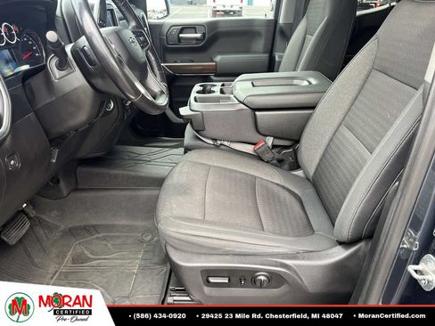 Used 2019 Chevrolet Silverado 1500 RST AWD/4WD image 17