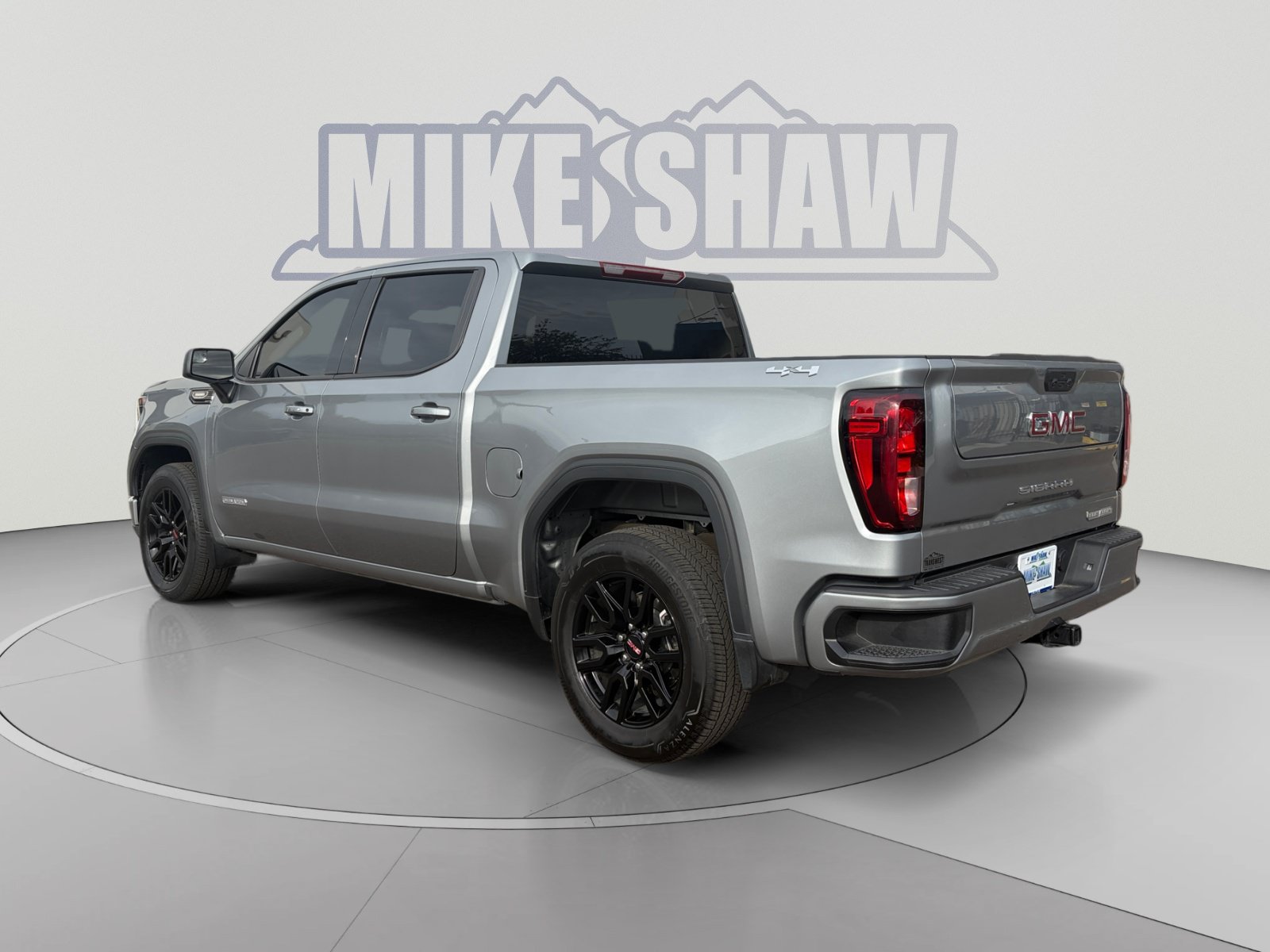 Used 2025 GMC Sierra 1500 Elevation AWD/4WD image 3