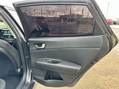 Used 2019 Kia Optima LX image 30