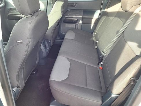 Certified 2022 Ford Maverick XL image 11