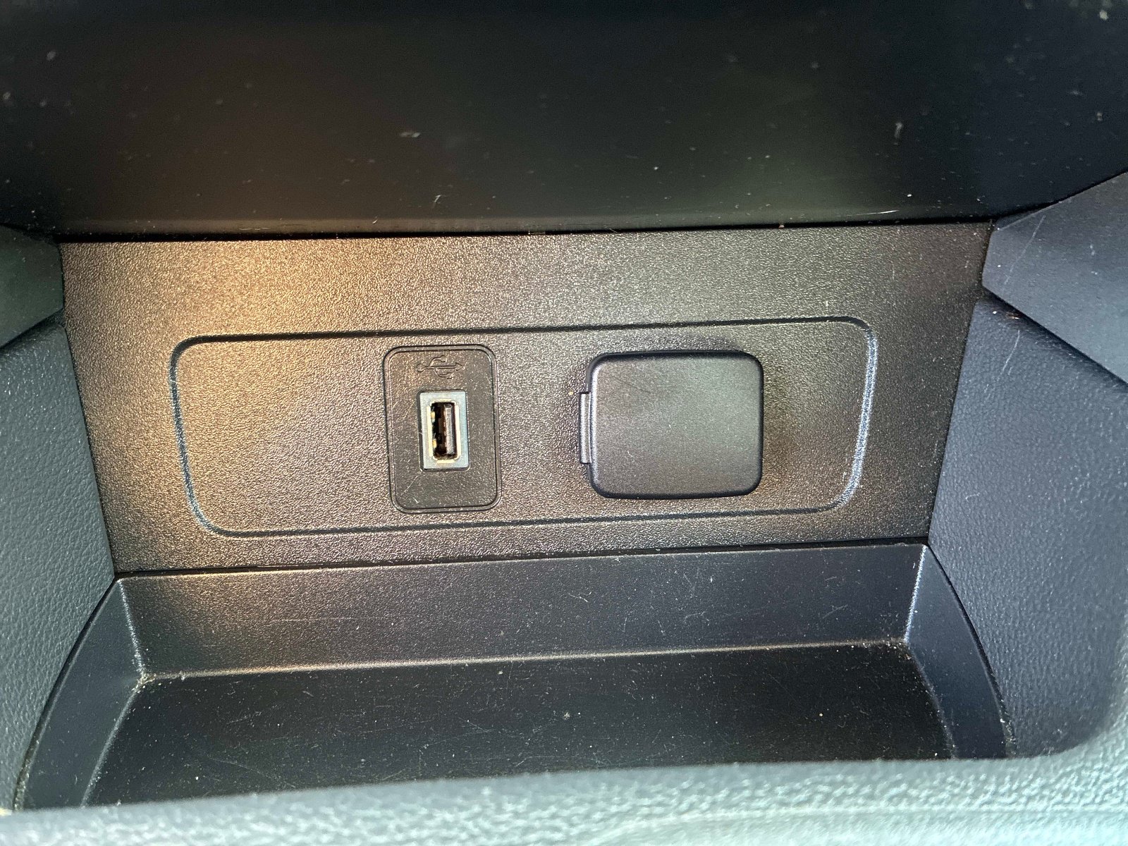 Used 2018 Ford Escape SE AWD/4WD image 29