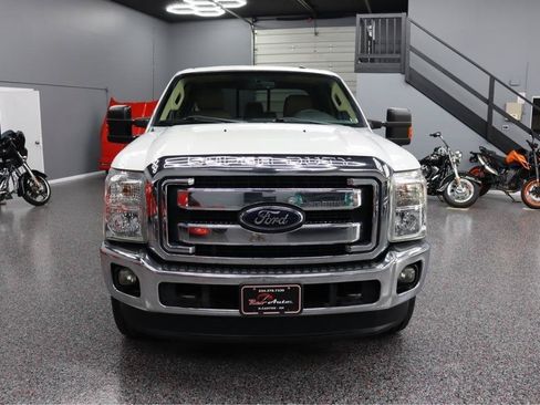 Used 2011 Ford F250 Lariat w/ Lariat Ultimate Pkg AWD/4WD image 4