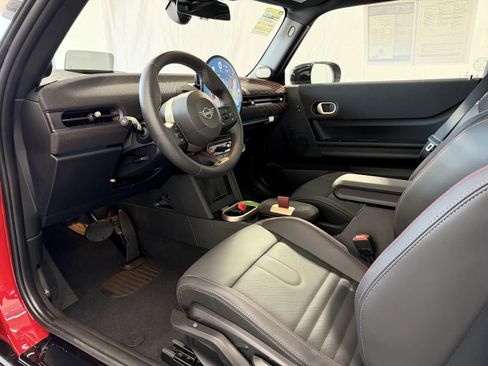 Certified 2026 MINI Cooper S FWD image 9